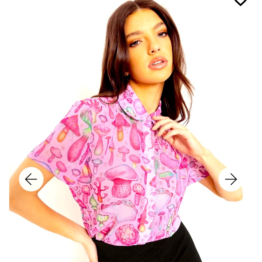 Blackmilk FUNGIRL CUTE AS A BUTTON SHIRT - LIMITED Size Aus 16 *RARE* EUC
